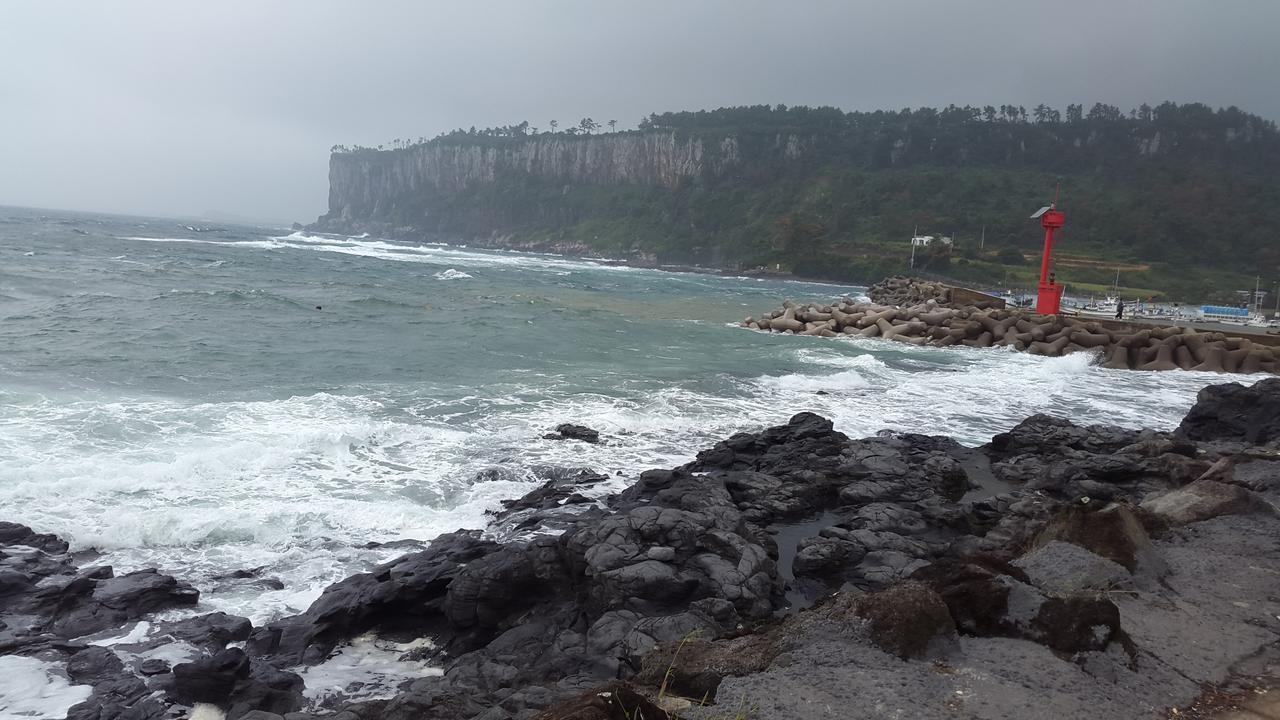 Jeju Soo Pension Seogwipo Zewnętrze zdjęcie