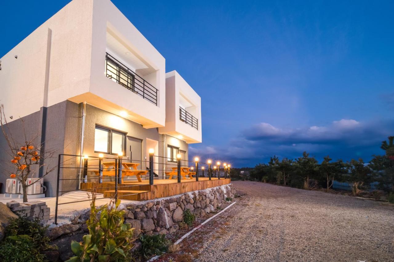 Jeju Soo Pension Seogwipo Zewnętrze zdjęcie